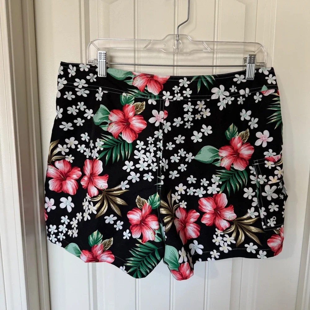 Raya Sun Board Shorts Women‎ XL Black Red Hibiscus Tropical Floral Cargo Pocket